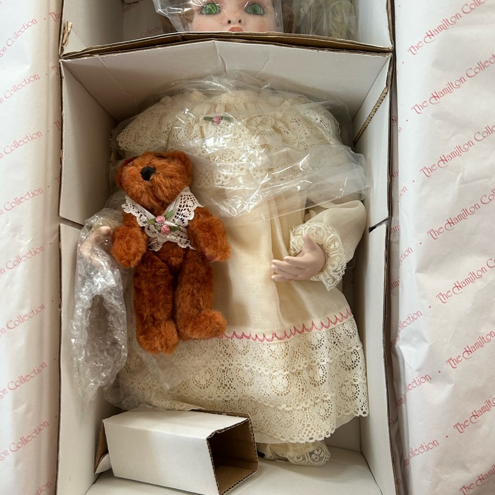 Grace Pink Patterned Box - Picture 2 of 5